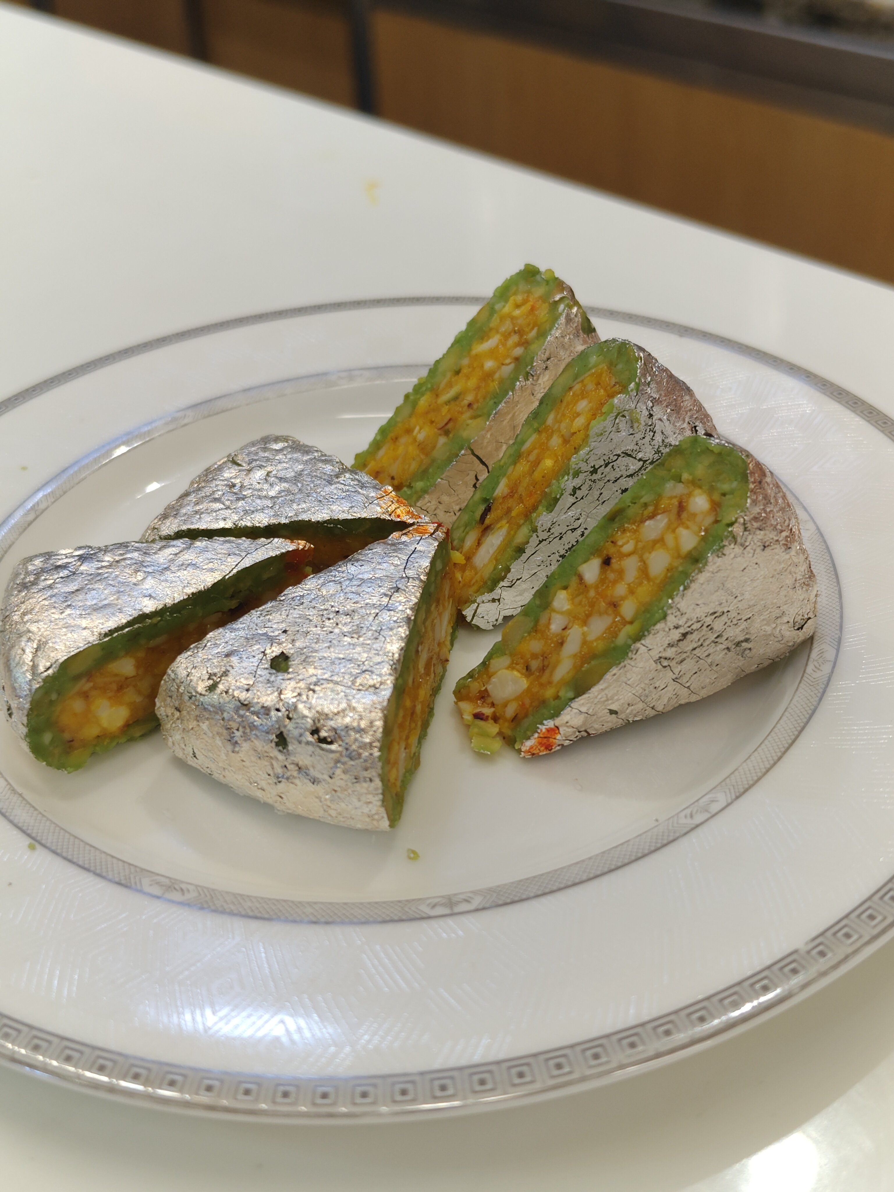 Pista Diamond Cake