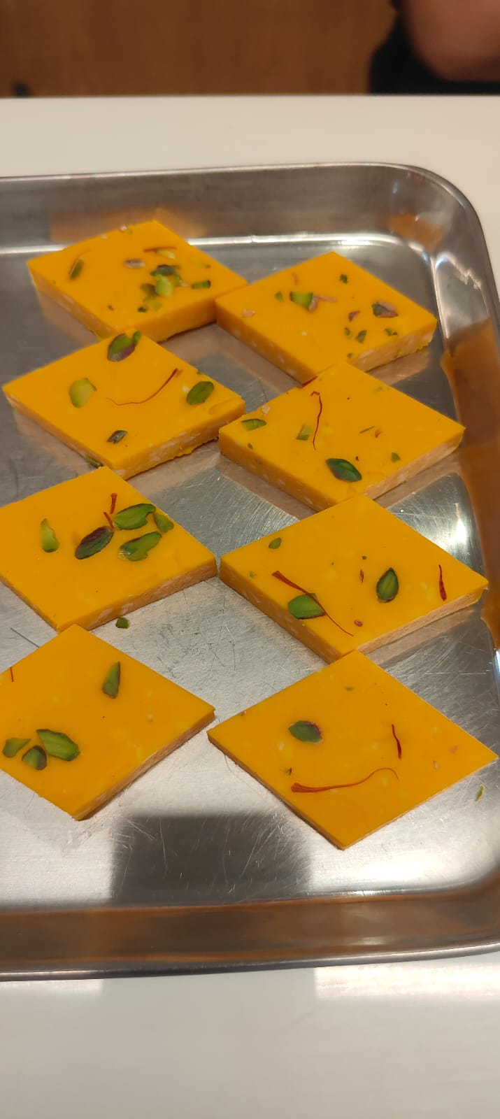 Kaju Kesar  Katli          (kesar)